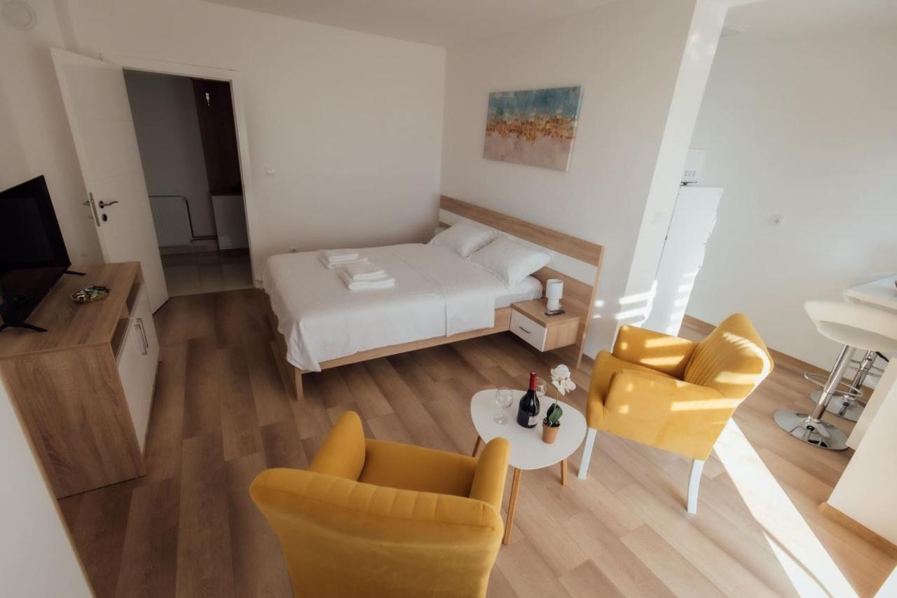 La Casa M Apartment Vrsac Luaran gambar